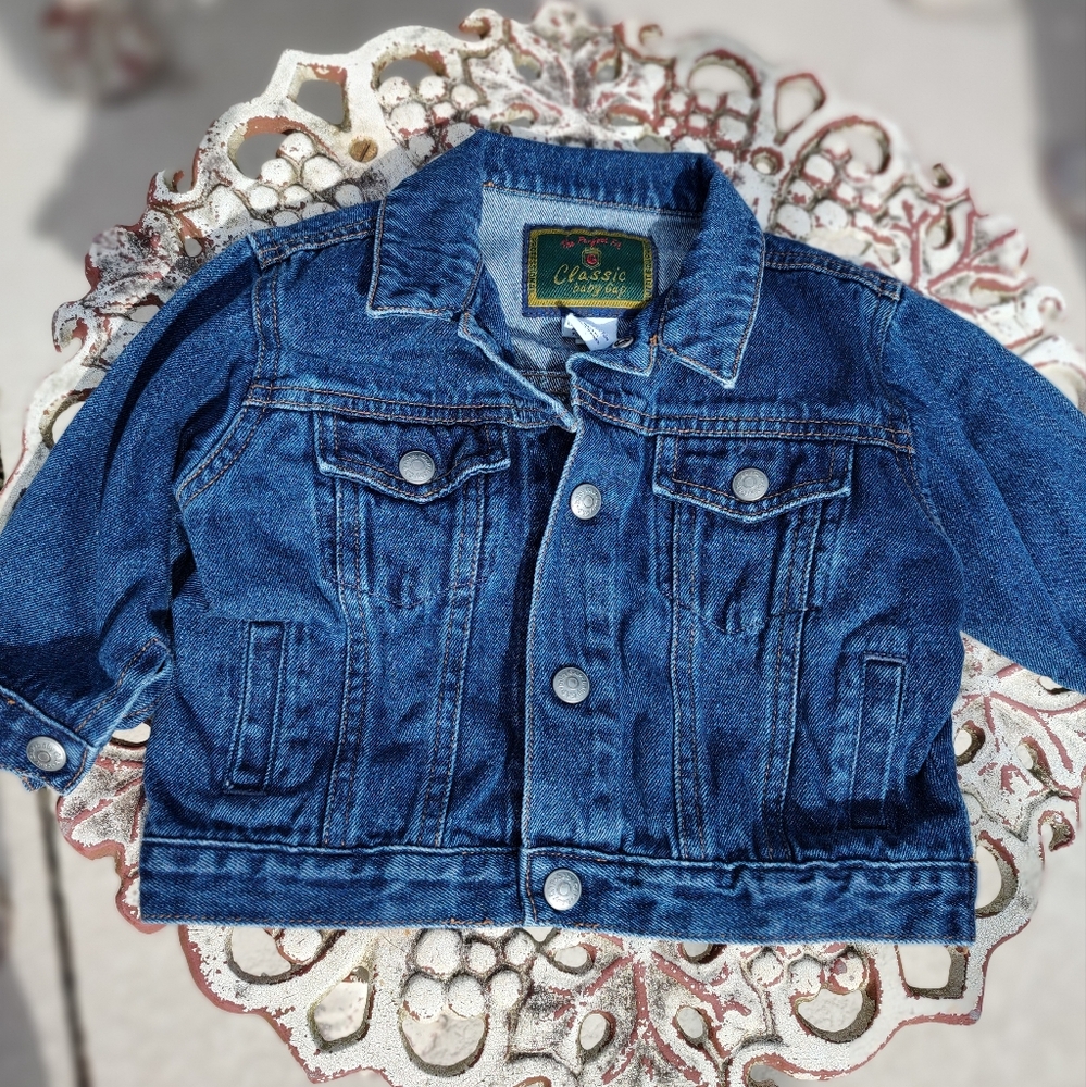 Baby Gap classic Blue Jean Jacket Timeless Style